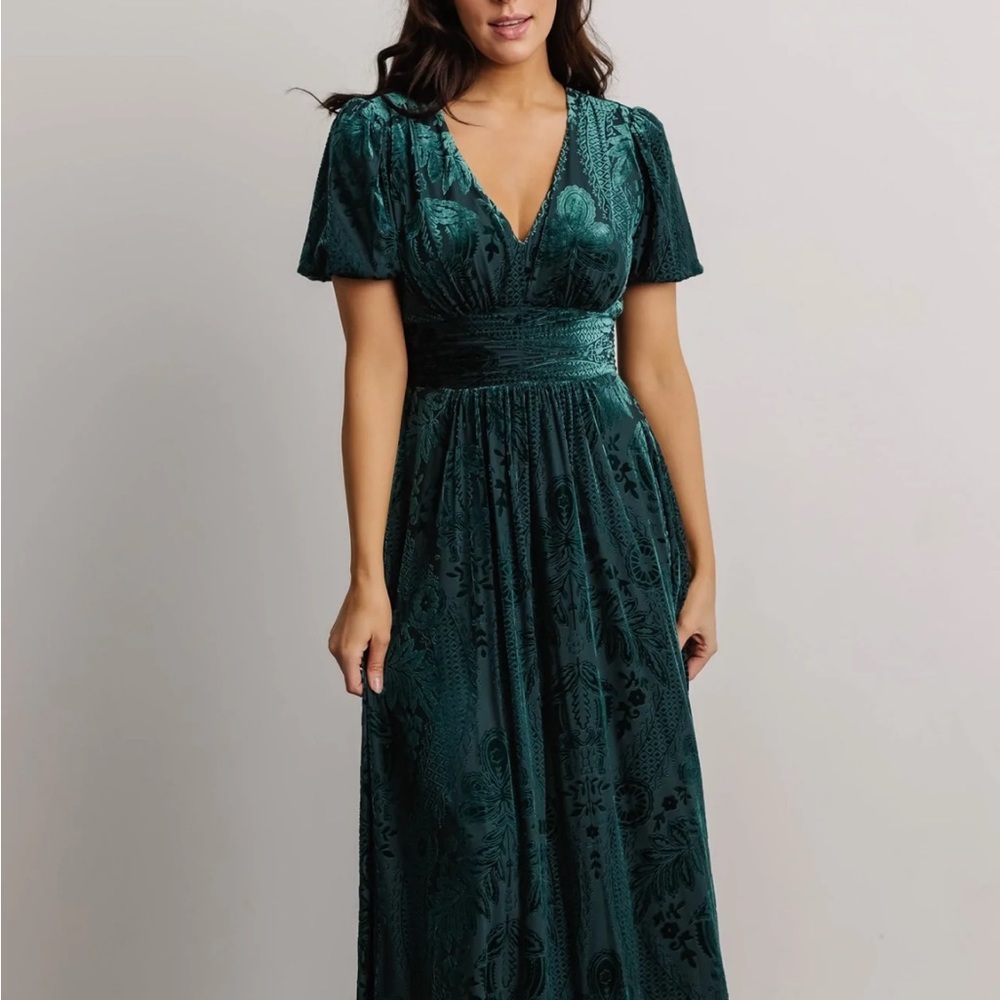 Baltic Born- Leslie Velvet Maxi Dress, Emerald size S